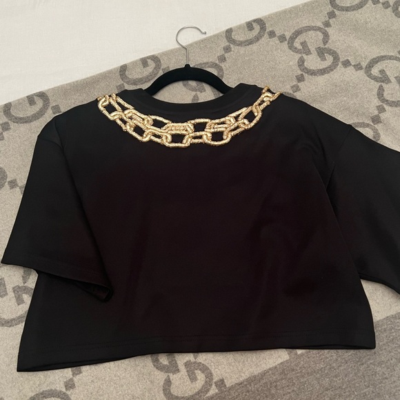 NWT H&M moschino collab crop top with gold chain, size S - Picture 6 of 6